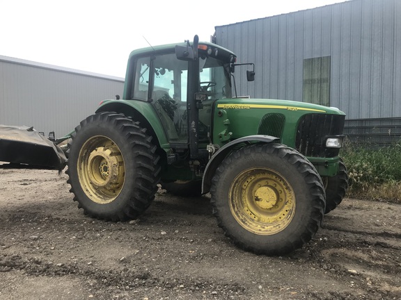 2003 John Deere 7420 Tractor