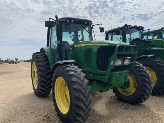 2003 John Deere 7420 Tractor