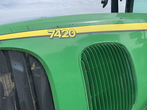 2003 John Deere 7420 Tractor