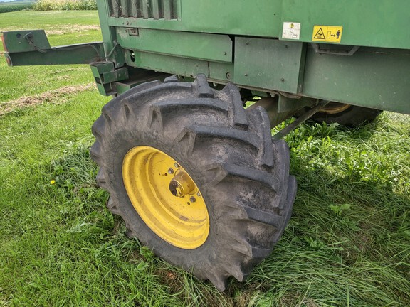 2000 John Deere 6650 Forage Harvester