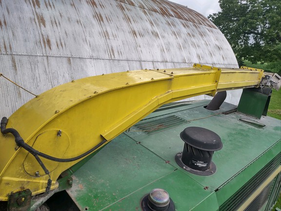 2000 John Deere 6650 Forage Harvester