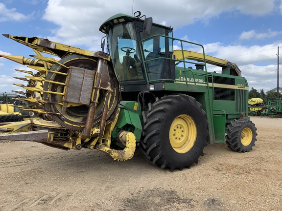 2000 John Deere 6650 Forage Harvester