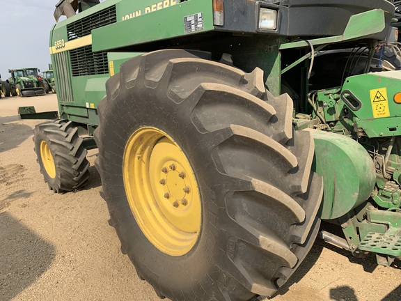 2000 John Deere 6650 Forage Harvester