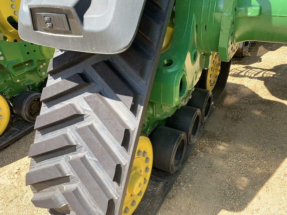 2024 John Deere 8RX 410 Tractor Rubber Track