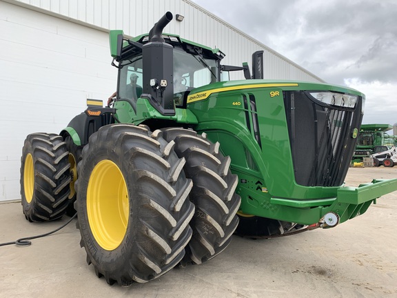 2024 John Deere 9R 440 Tractor 4WD