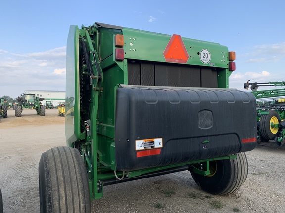 2022 John Deere 560M Baler/Round