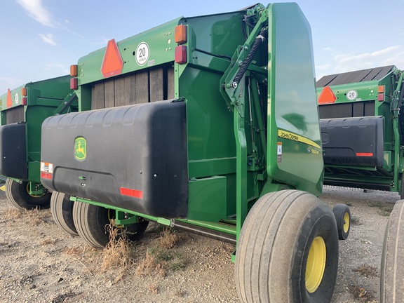 2022 John Deere 560M Baler/Round