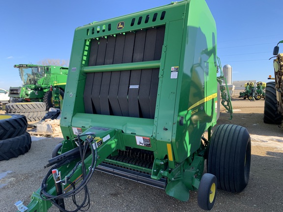 2023 John Deere 560M Baler/Round