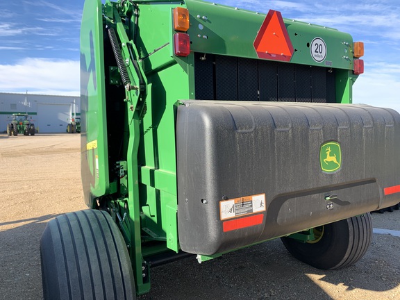 2023 John Deere 560M Baler/Round