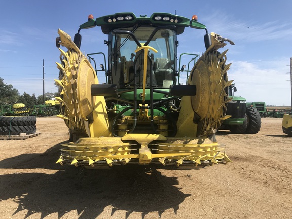 2022 John Deere 778 Header Forage