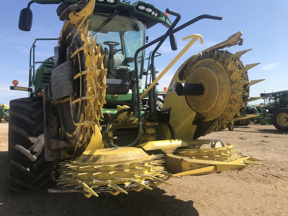 2022 John Deere 778 Header Forage