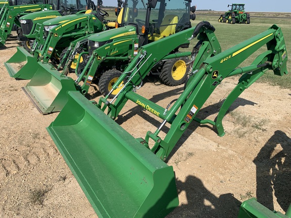 2023 John Deere 440R Loader