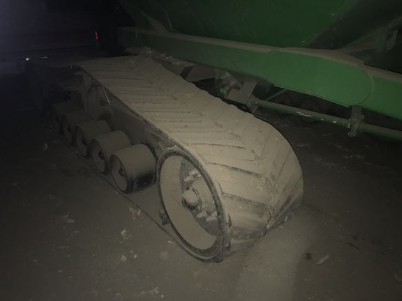 J&M 1326 Grain Cart