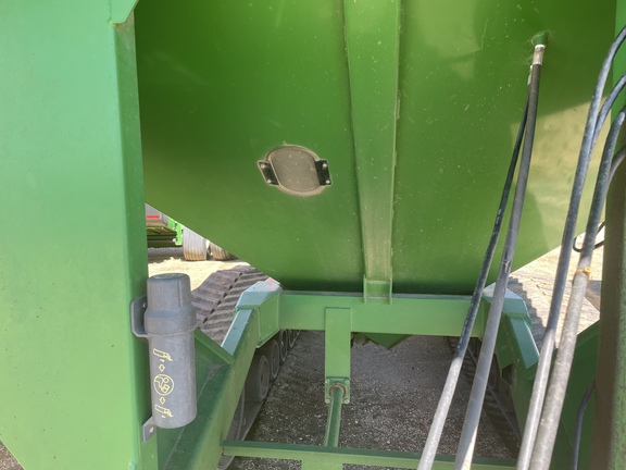 J&M 1326 Grain Cart