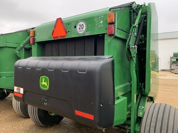 2021 John Deere 560M Baler/Round