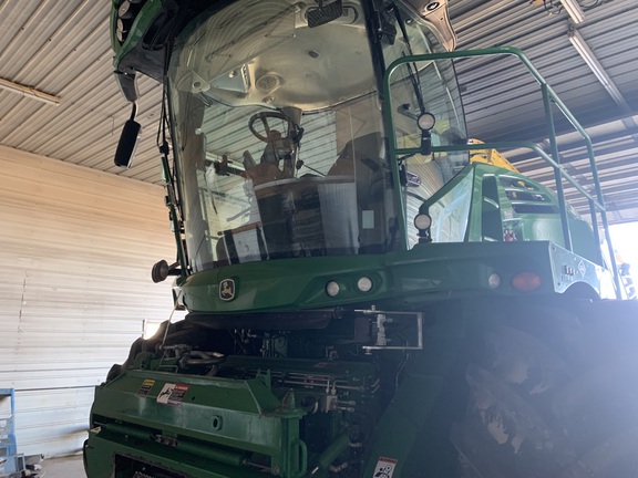 2021 John Deere 9900 Forage Harvester