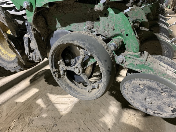 2022 John Deere DB90 Planter