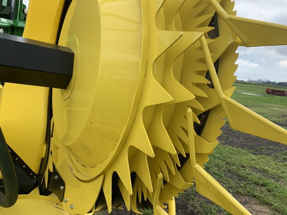 2024 John Deere 770 Header Forage