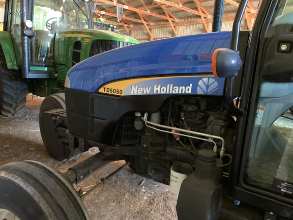 2008 New Holland TD5050 Tractor