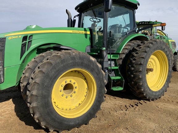 2015 John Deere 8345R Tractor