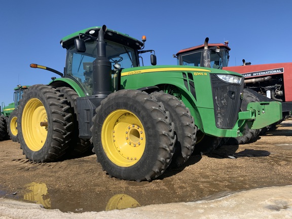 2015 John Deere 8345R Tractor