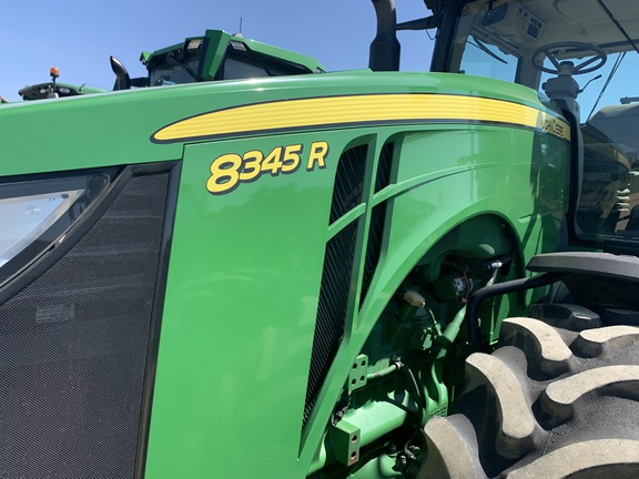 2015 John Deere 8345R Tractor