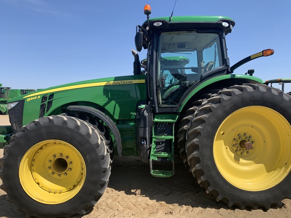 2015 John Deere 8345R Tractor