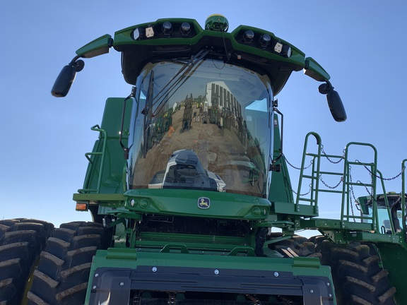 2024 John Deere S790 Combine