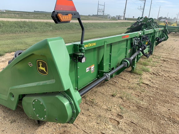 2024 John Deere C18R Header Corn Head