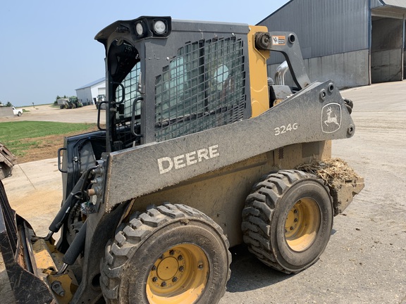 2022 John Deere 324G Skid Steer Loader