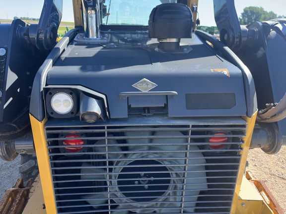 2022 John Deere 324G Skid Steer Loader