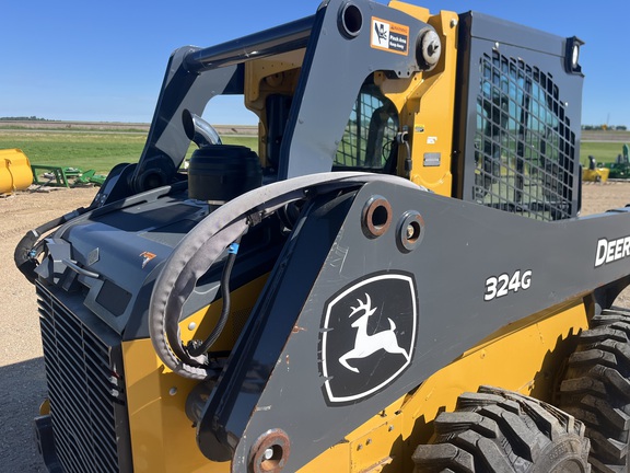 2022 John Deere 324G Skid Steer Loader