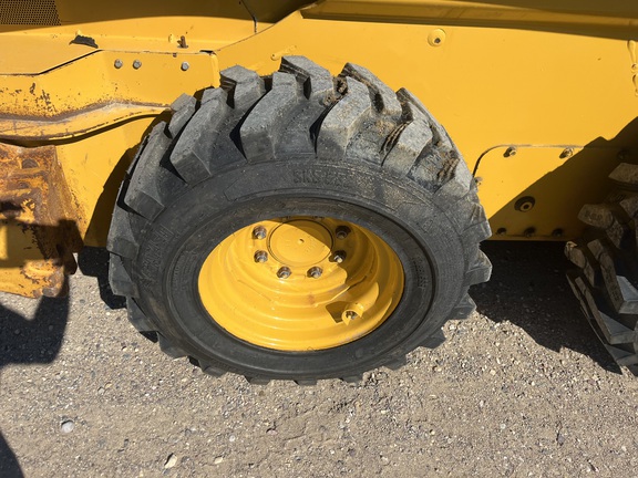 2022 John Deere 324G Skid Steer Loader
