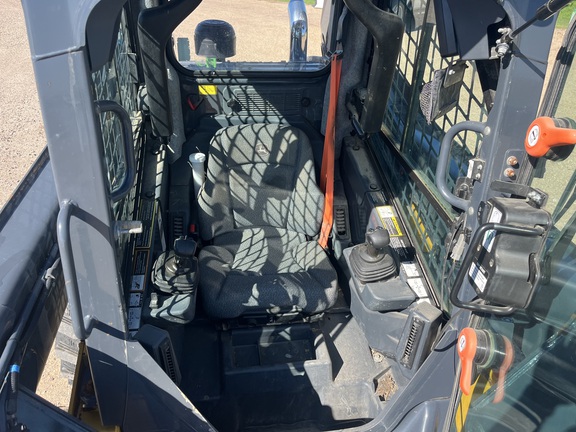 2022 John Deere 324G Skid Steer Loader