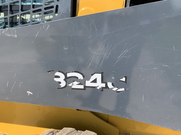 2022 John Deere 324G Skid Steer Loader