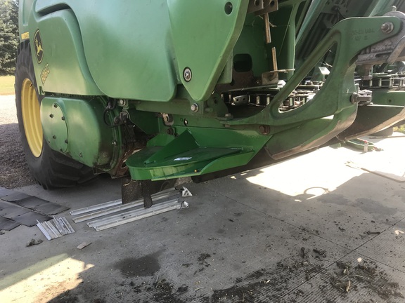 2012 John Deere 608C StalkMaster Header Corn Head