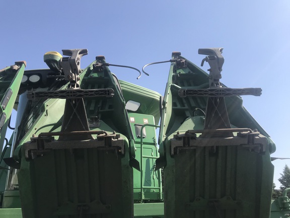 2012 John Deere 608C StalkMaster Header Corn Head