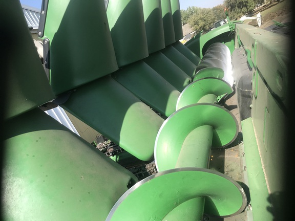 2012 John Deere 608C StalkMaster Header Corn Head