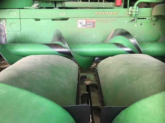 2012 John Deere 608C StalkMaster Header Corn Head