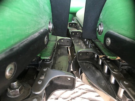 2012 John Deere 608C StalkMaster Header Corn Head