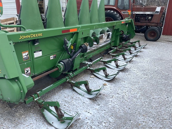 2009 John Deere 608C StalkMaster Header Corn Head