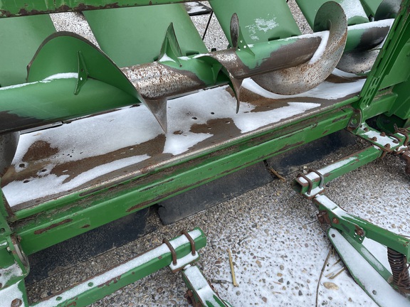 2009 John Deere 608C StalkMaster Header Corn Head