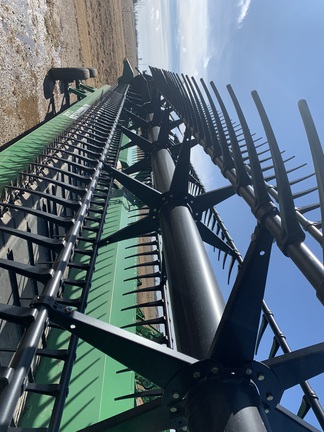 2017 John Deere 645FD Header Combine