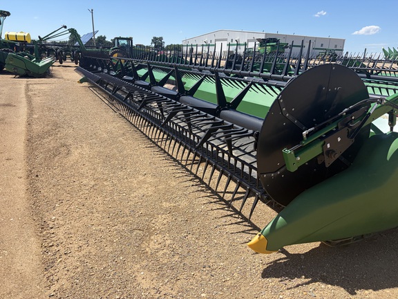 2017 John Deere 645FD Header Combine
