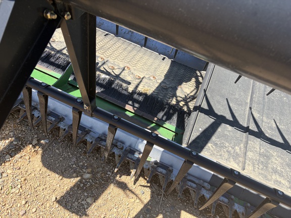 2017 John Deere 645FD Header Combine
