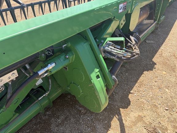 2017 John Deere 645FD Header Combine