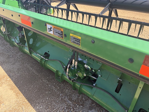 2017 John Deere 645FD Header Combine