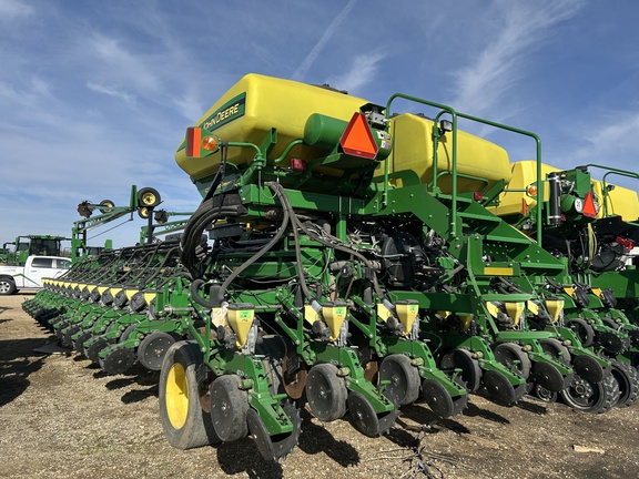 2013 John Deere DB80 Planter
