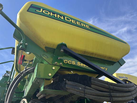 2013 John Deere DB80 Planter