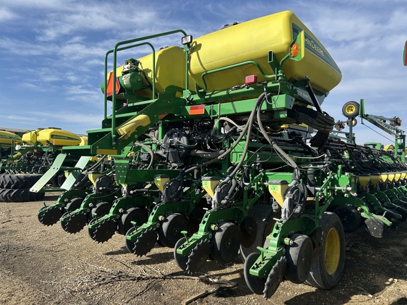 2013 John Deere DB80 Planter